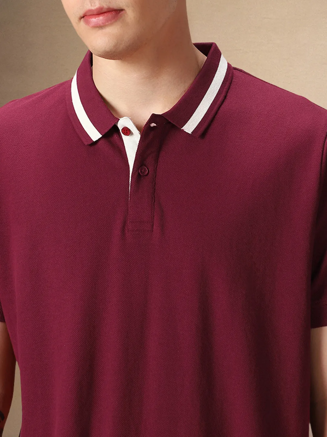 Men's Polo Collar Solid Maroon Half Sleeves T-shirt