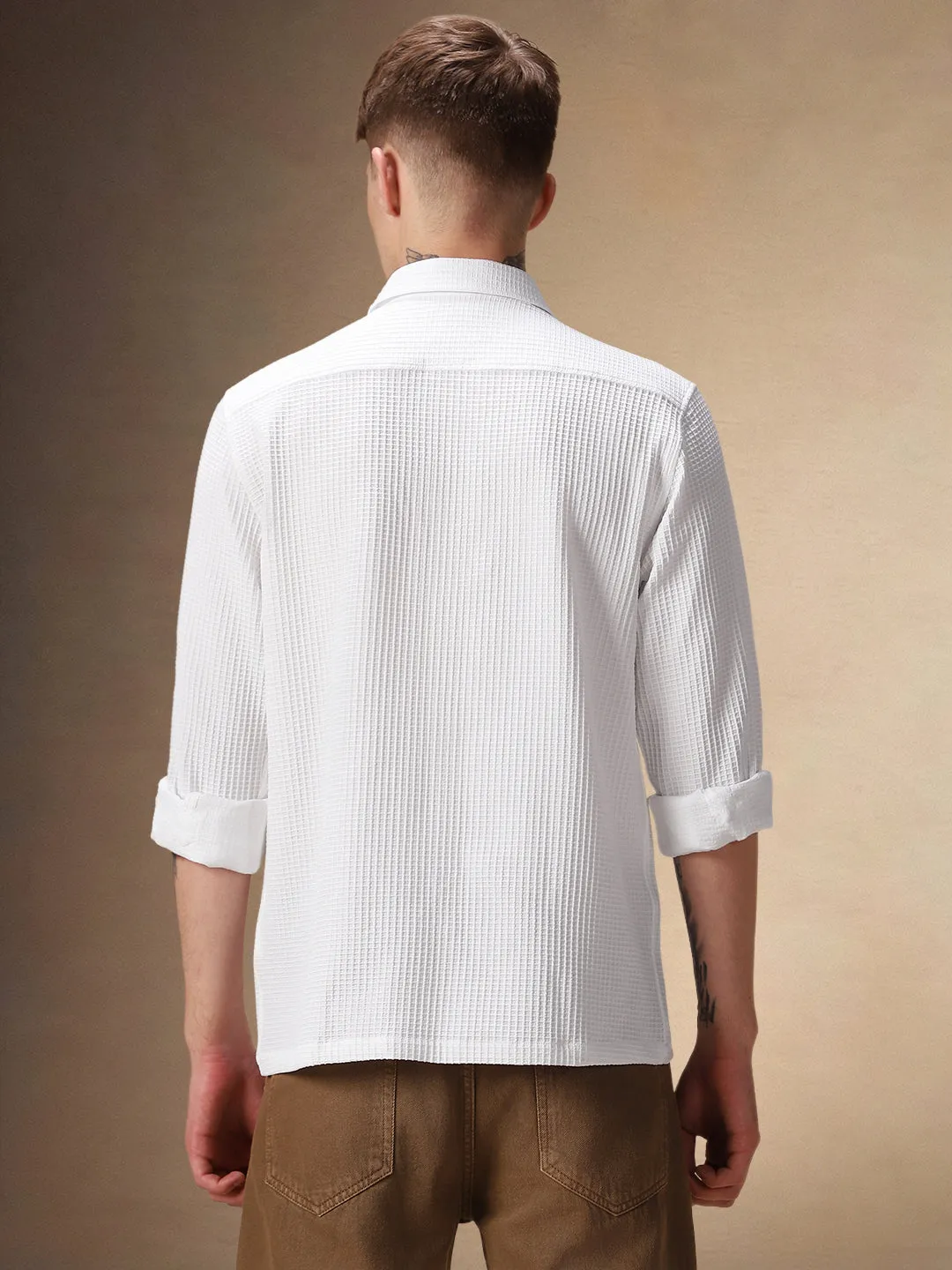 Men's White Solid Textured Spread Collar Full Sleeves Casual Shirt