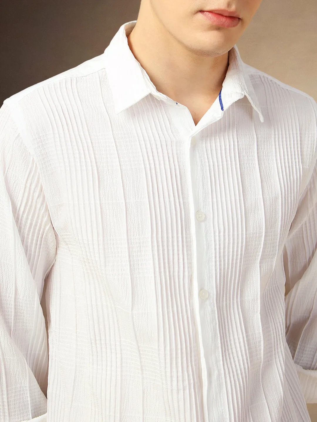 Men's White Textured Spread Collar Full Sleeves Shirt