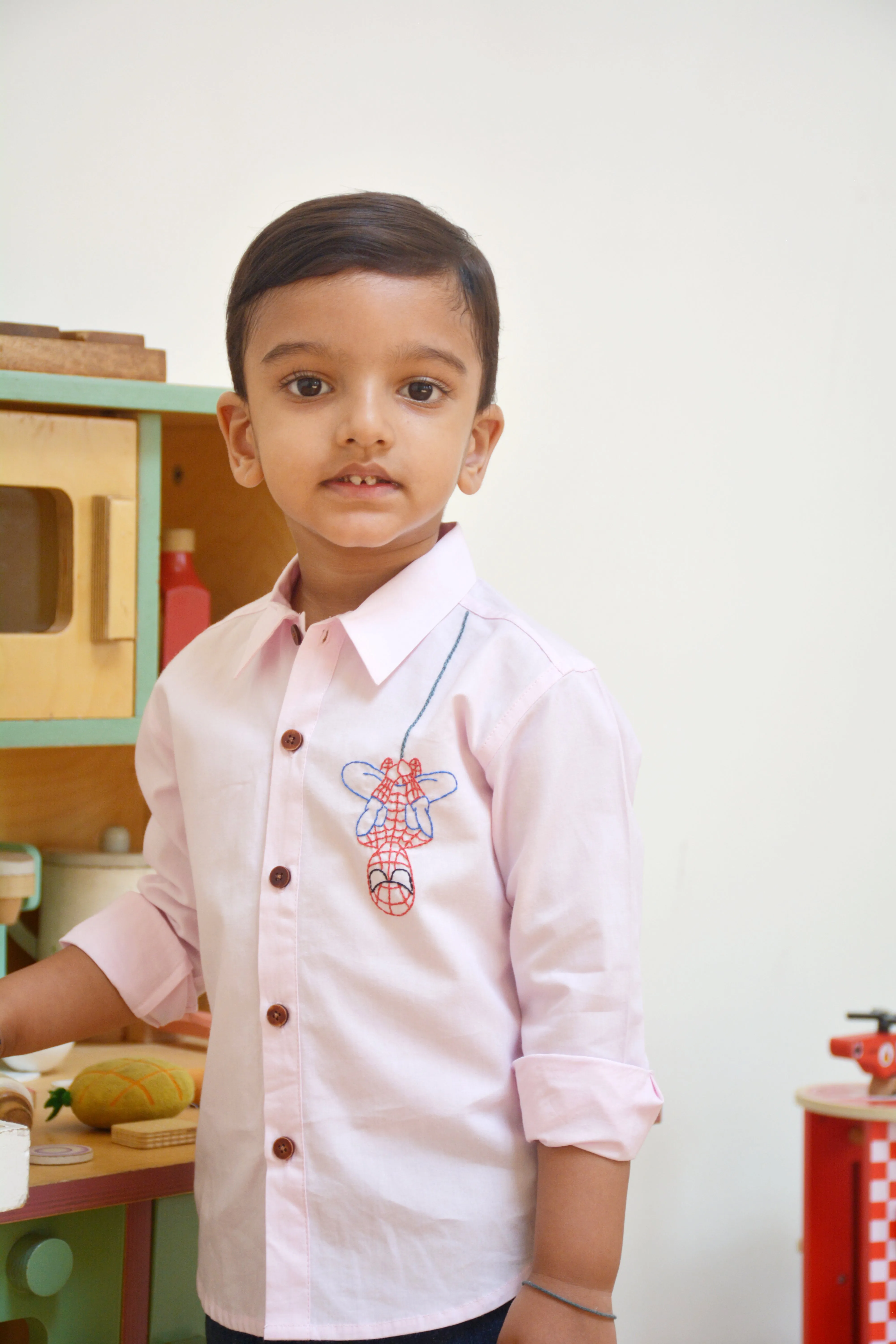 Spidey Embroidered Shirt - Light Pink