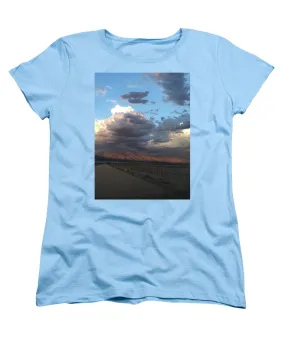 Summer Storm Sunset Crestone - Women's T-Shirt (Standard Fit)